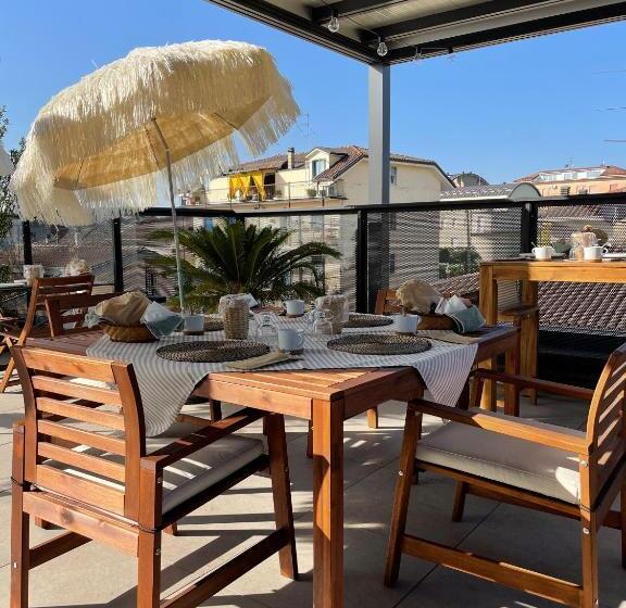 פנסיון Plaza Lago Di Garda