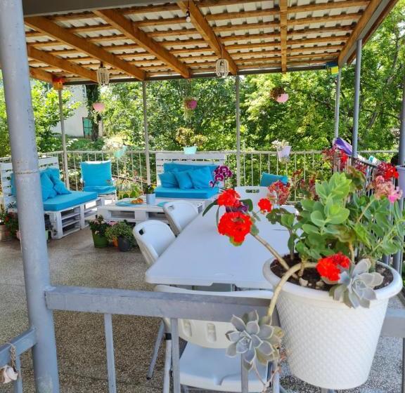 پانسیون Tskaltubo Terrace