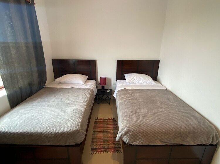 مبيت وإفطار Black Pearl