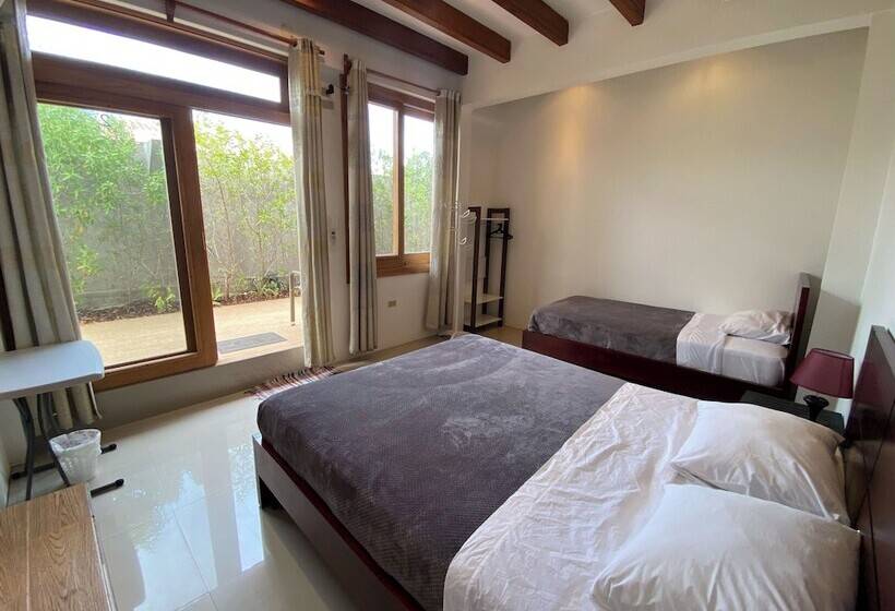 مبيت وإفطار Black Pearl