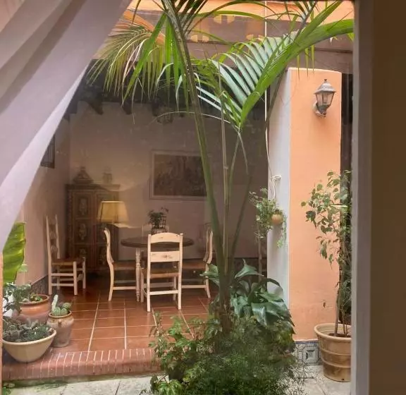 تختخواب و صبحانه Casa Yannat