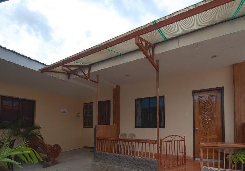 בית מלון כפרי Indino Guesthouse