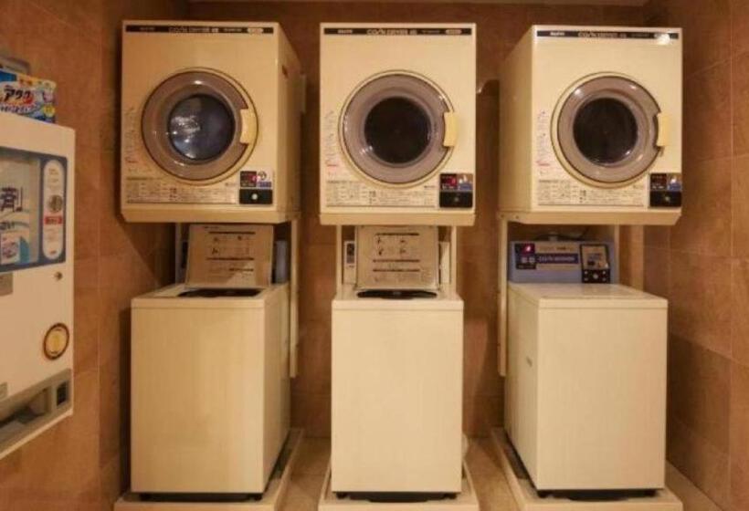 בית מלון כפרי Toyoko Inn Osaka Kadomashi Ekimae