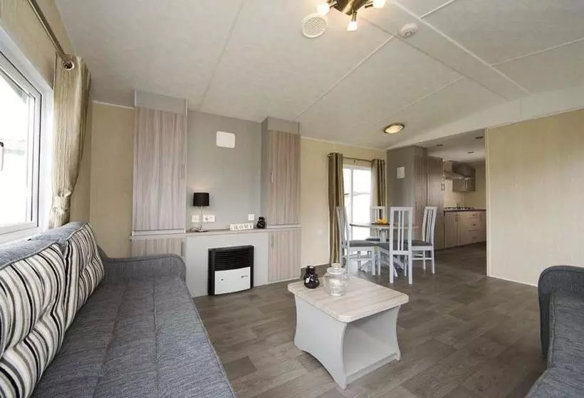 リゾートホテル Bungalette Sauna 4p