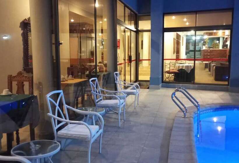 فندق Alcala Del Rio