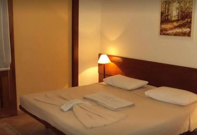 هتل Barlavento Suites