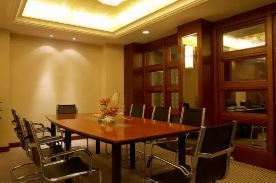 هتل Blue Horizon International