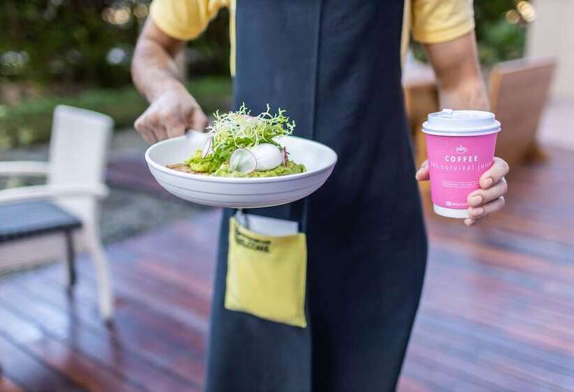 Dubai Marriott Harbour Hotel And Suites