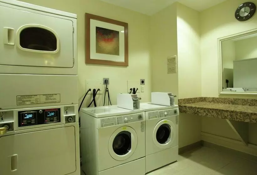 ホテル Hilton Garden Inn Chicago / Oak Brook