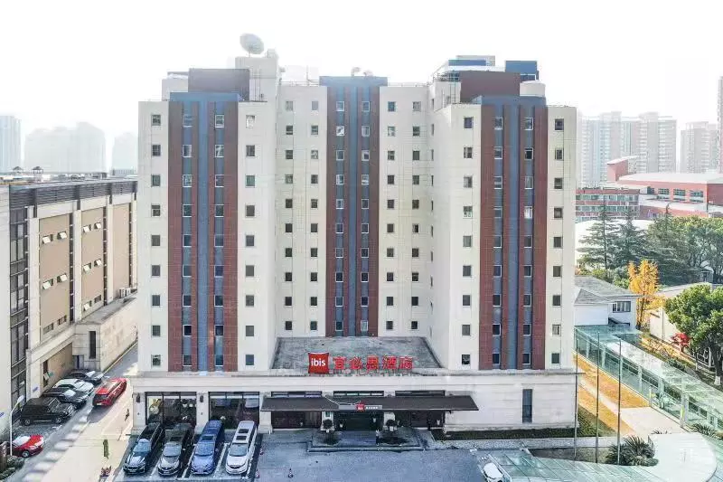 Hotel Ibis Shanghai Lianyang