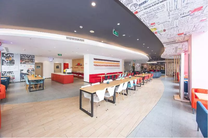 Hotel Ibis Shanghai Lianyang