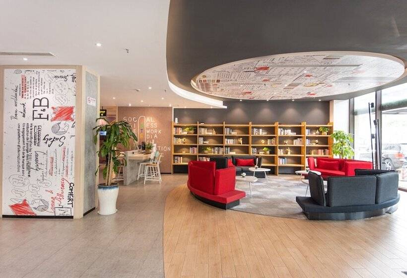 Otel Ibis Shanghai Lianyang