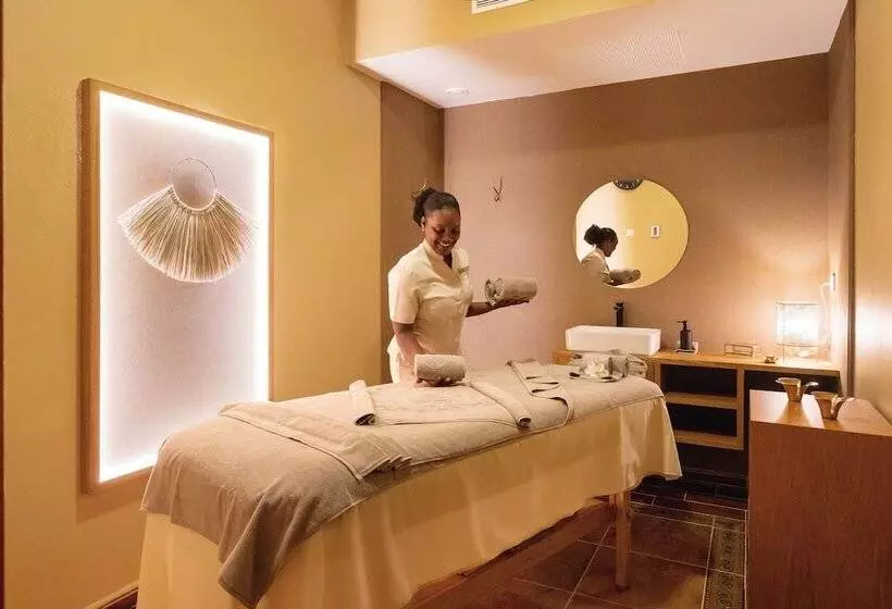 Hotel Riu Karamboa - Adults Only - All Inclusive