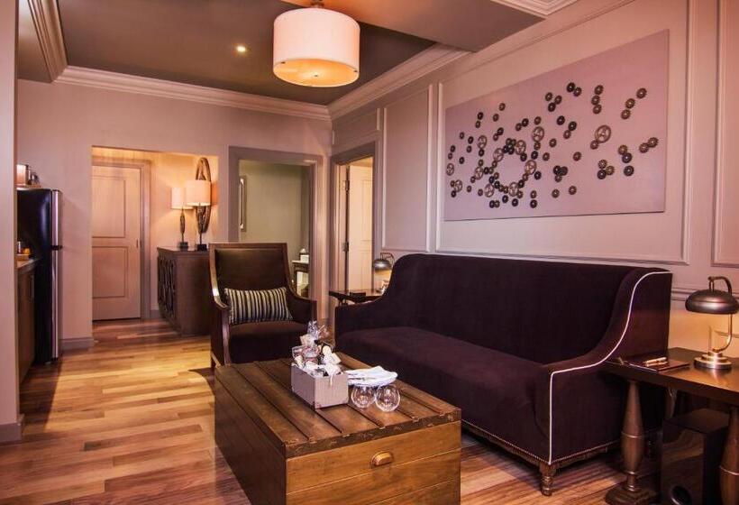 فندق The Cromwell