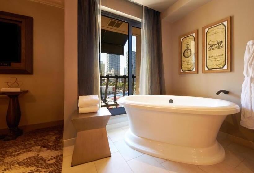 فندق The Cromwell