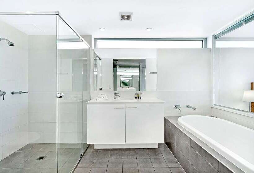 Отель Ultiqa Freshwater Point Resort