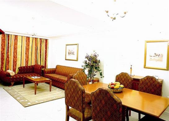 Safi Landmark Hotel & Suites