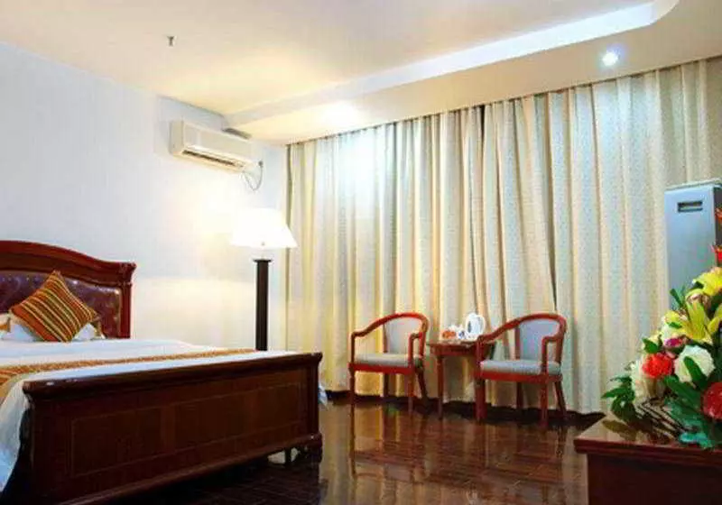 Xin Gang Holiday Hotel