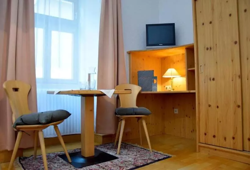 Retkeilymaja Rathskeller Weitra