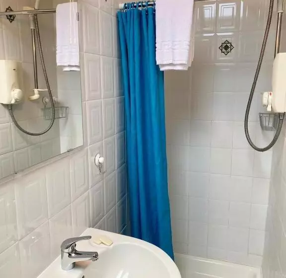 تختخواب و صبحانه Feeney S Audubon Lodge