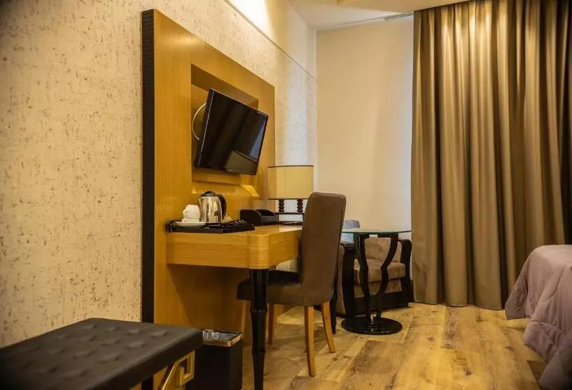 ホテル Golden Palace