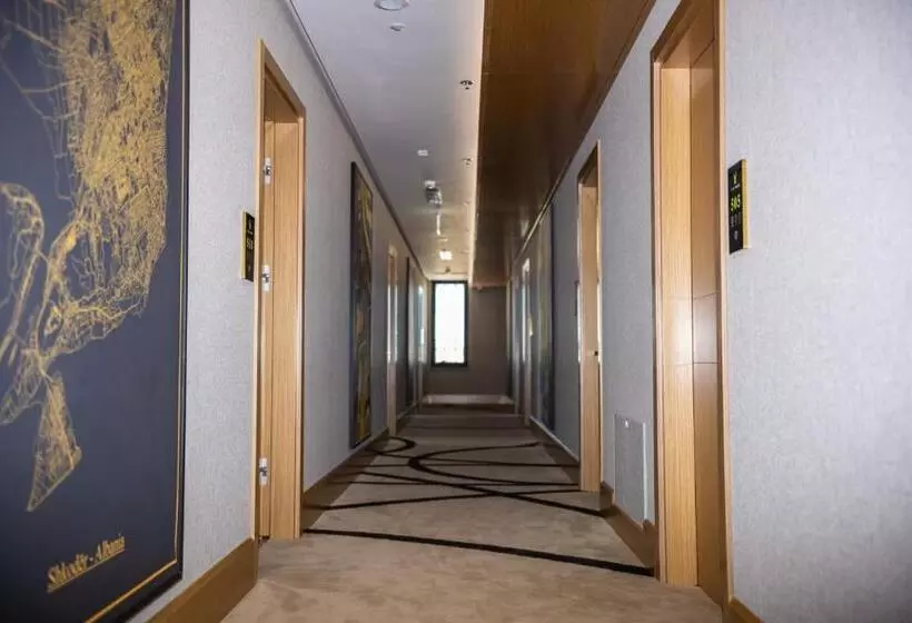 ホテル Golden Palace