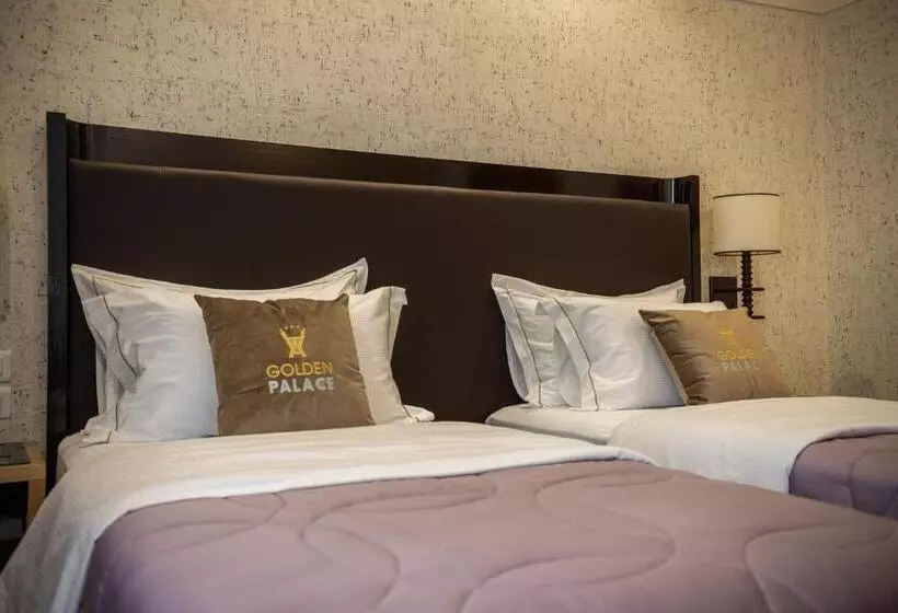 ホテル Golden Palace