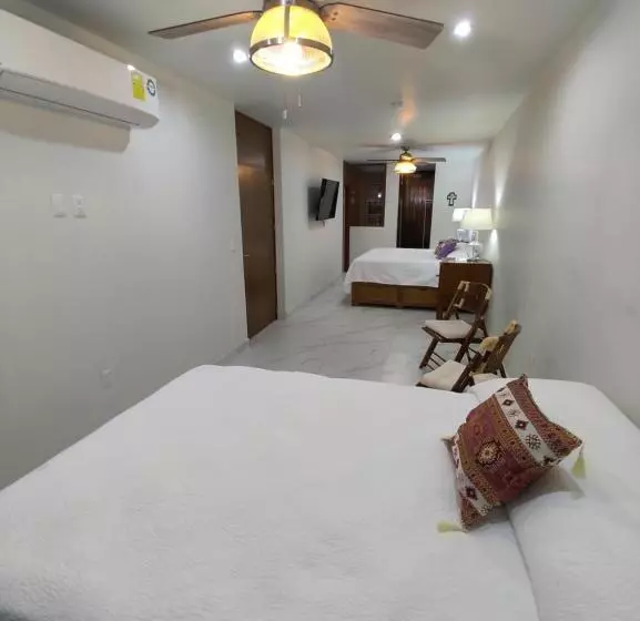 پانسیون Hosteleria Casa Margarita