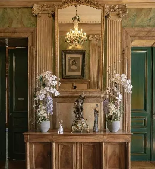 ベッドアンドブレックファースト Château Des Orchidées En Val De Loire