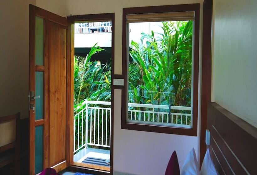 בית מלון כפרי Aveda Munnar Mountains And Mist