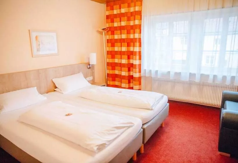 Hotelli Herrenschenke Café Eiring