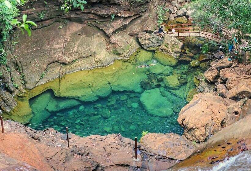 Пансион Pousada Universal