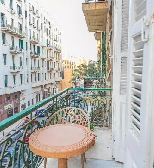 هتل Regency Inn