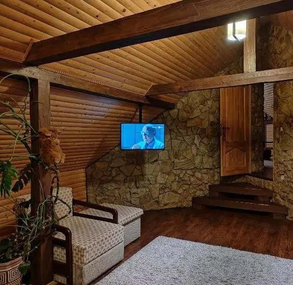 Majatalo садиба градний узвіз