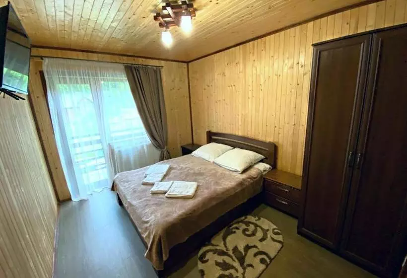 Majatalo під магурою