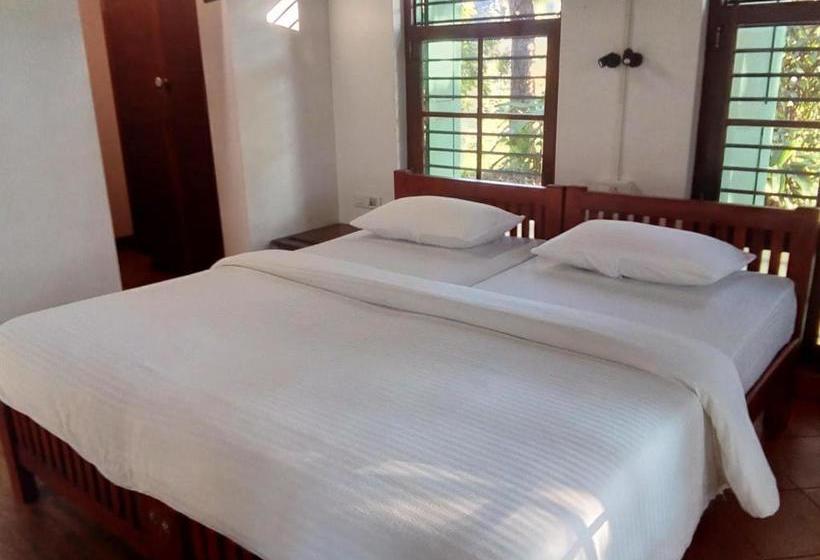 Vandrarhem Adri Chembra