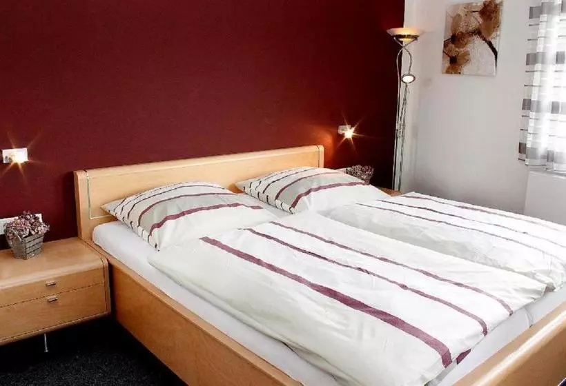 ユースホステル Landgasthaus Badischer Hof