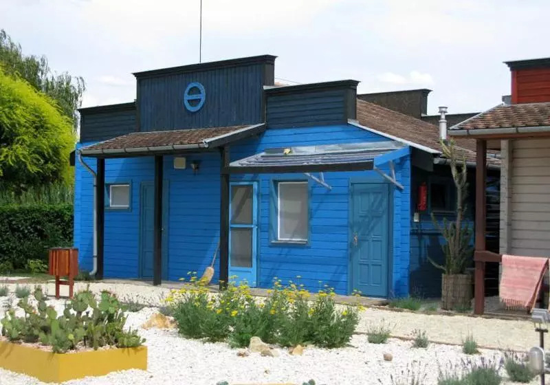 Aamiaismajoitus (B&B) Convoy Panzió