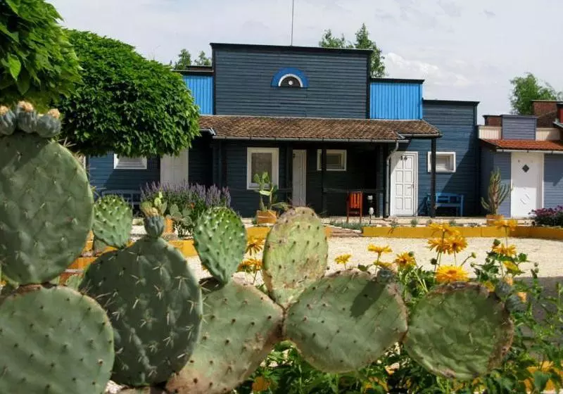 Aamiaismajoitus (B&B) Convoy Panzió