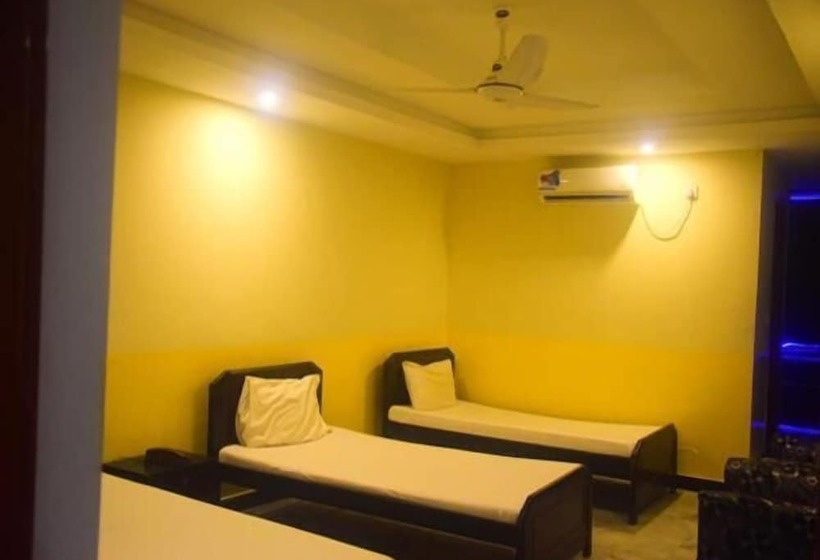 هتل Khursheed Palace