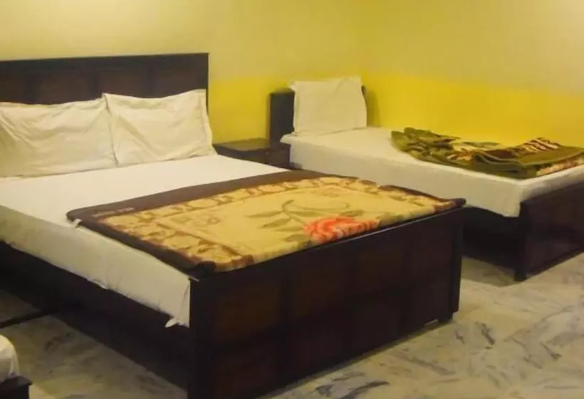 هتل Khursheed Palace