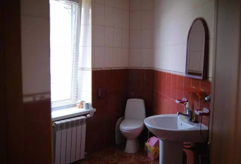 Majatalo дідів рай