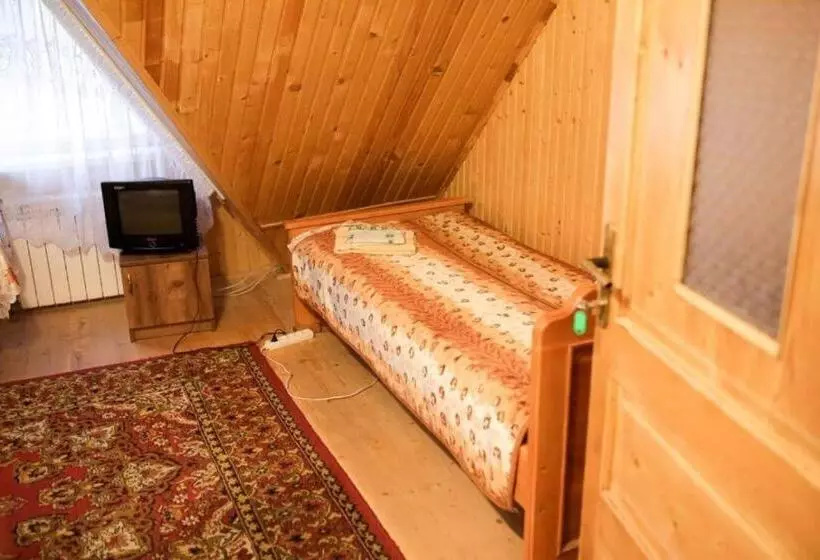 Majatalo дідів рай