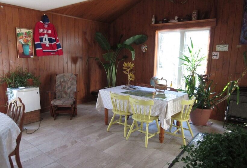 민박 Gîte La Maison Du Jardinier