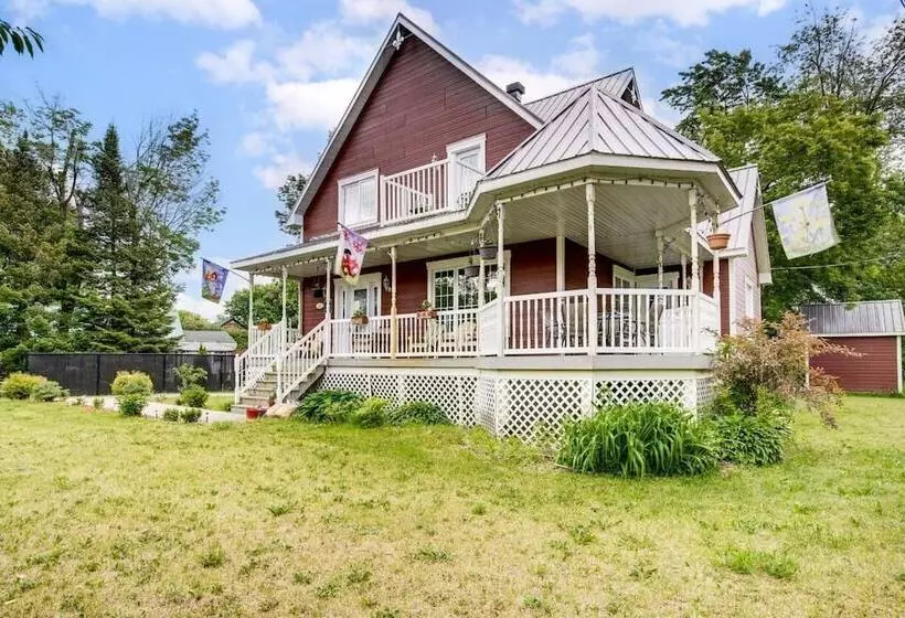 Aamiaismajoitus (B&B) Gîte La Maison Du Jardinier