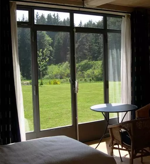 Aamiaismajoitus (B&B) Lac De Malaguet