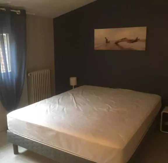 ベッドアンドブレックファースト L’amiral