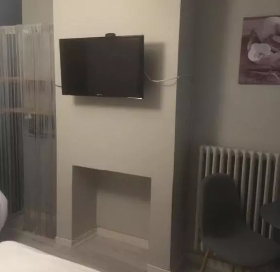 ベッドアンドブレックファースト L’amiral