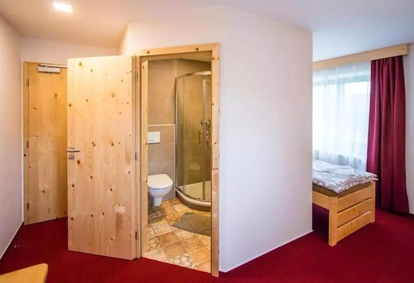 Majatalo Penzion Hora