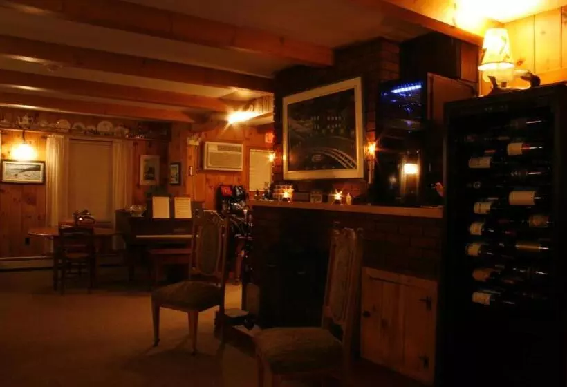 Retkeilymaja Amherst Shore Country Inn